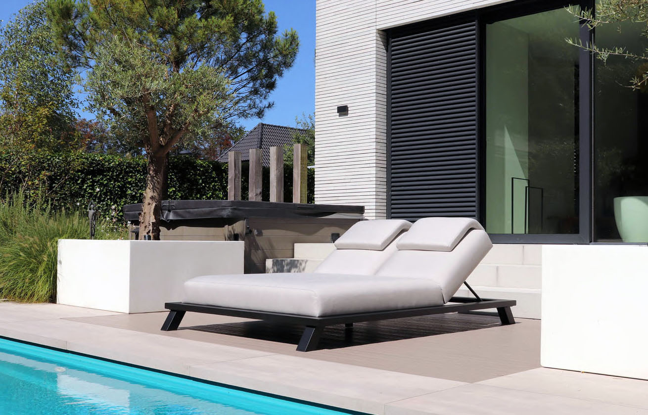 Flow Crystal ligbed in Sunbrella-textiel