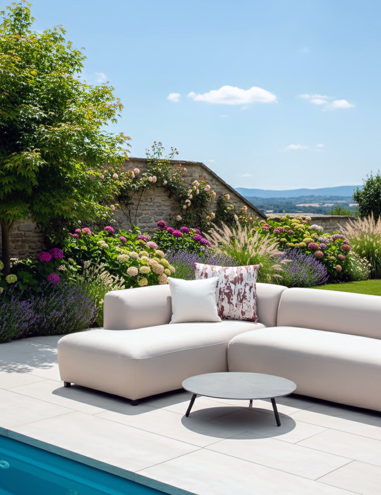 Flow Solleni chaise in Sunbrella-textiel
